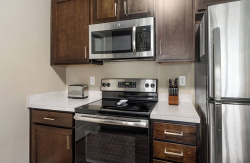 Tuttle West Apartment | Cozy Dublin 2BR | 1st Floor | Free Parking!