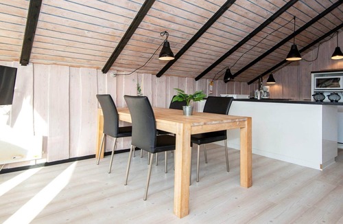 Haurvig House | Cozy Dune Cottage Retreat-By Traum