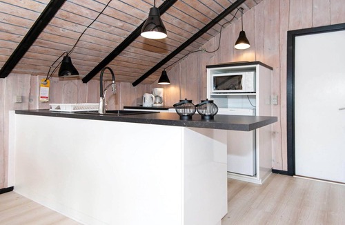 Haurvig House | Cozy Dune Cottage Retreat-By Traum
