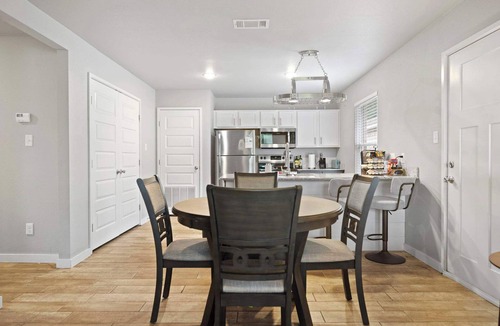Fort Smith House | Cozy Duplex Convenient Near Attractions