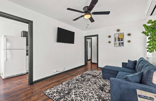 Highland Park House | Cozy Duplex Near Downtown & Riverwalk - 102