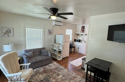 Ardmore House | Cozy Duplex near Downtown Ardmore