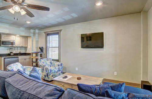 Old Town Cottage | Cozy duplex near many Port A restaurants and night life!