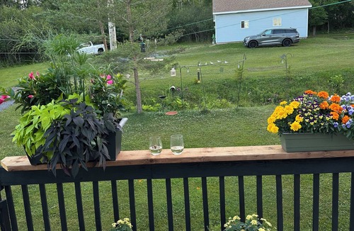 New Glasgow House | Cozy duplex split level quiet area