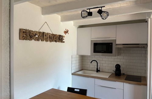 Biscarrosse Plage Apartment | Cozy Duplex with Terrace Steps from Biscarrosse Beach - Cleaning Included