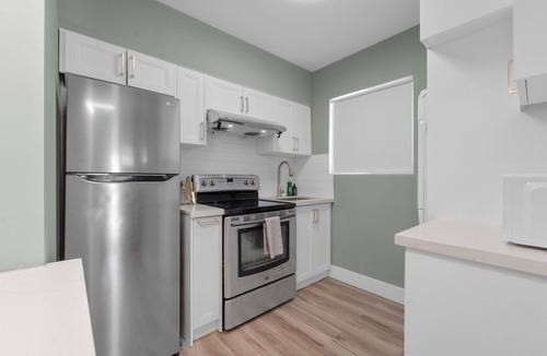Woodbine Heights House | Cozy East York Bungalow 15 minutes from Downtown Toronto