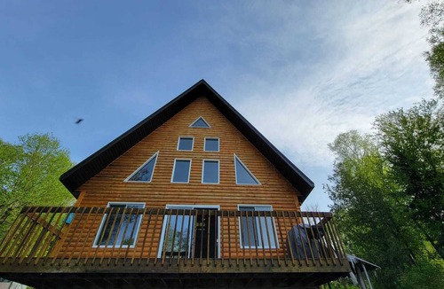 Ferme-Neuve Cabin | Cozy Eco Cabin on Lake