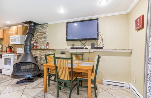 Killington Condo | Cozy Edgemont Condo Unit A1 in Killington - Perfect for Ski Enthusiasts!