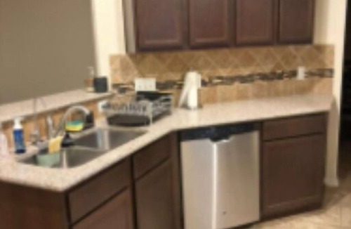 Tomball House | Cozy Elegance Comfortable Home in Quiet Tomball