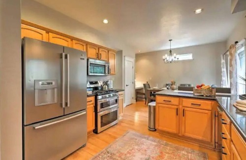 Ponderosa Trails House | Cozy Elegant home close to sledding-snow park