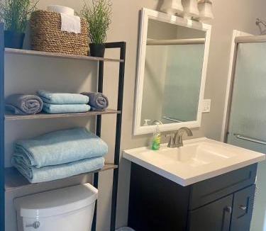 Framingham Apartment | Cozy en suite with high ceilings