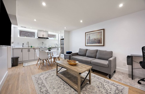 Pickering Apartment | Cozy Entire Apartment - Quiet & Privacy