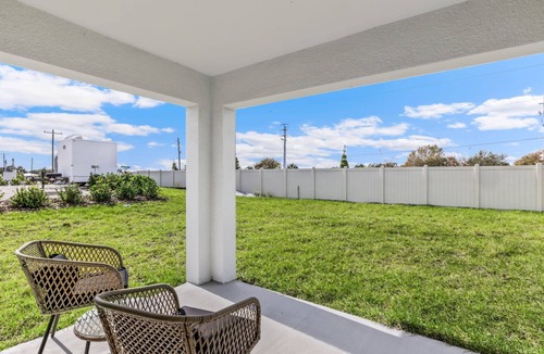 Waterford House | 𝗖𝗼𝘇𝘆 𝗘𝗻𝘁𝗶𝗿𝗲 𝗛𝗼𝗺𝗲🪴🏡⛲️
