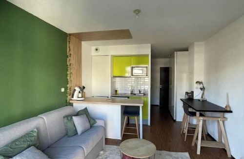 Aiguerelles Apartment | Cozy et Idéalement Placé