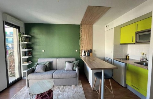 Aiguerelles Apartment | Cozy et Idéalement Placé