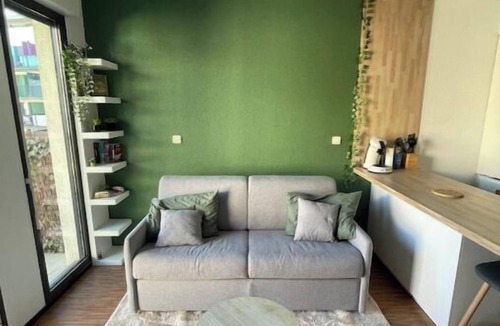 Aiguerelles Apartment | Cozy et Idéalement Placé
