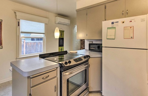 College Hill House | Cozy Eugene Escape w/ Private Yard & Grill!