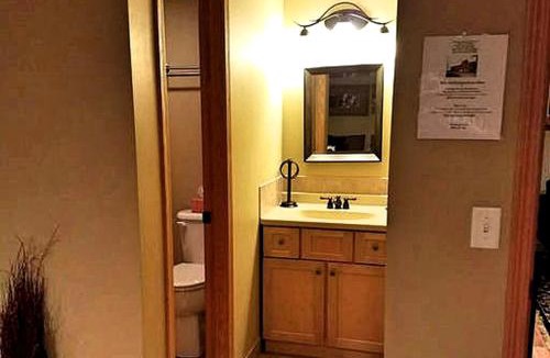 Montezuma House | Cozy Family Accommodation for Five Guests in Montezuma, Iowa