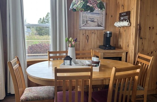 Bonshaw Cottage | Cozy, family and pet friendly cottage that is steps to a beautiful PEI beach.