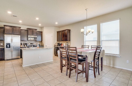 Jarrell House | Cozy & Family-Friendly 2-Story Home