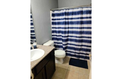 Lawton House | Cozy Family Friendly, Close to Fort Sill/Hospital
