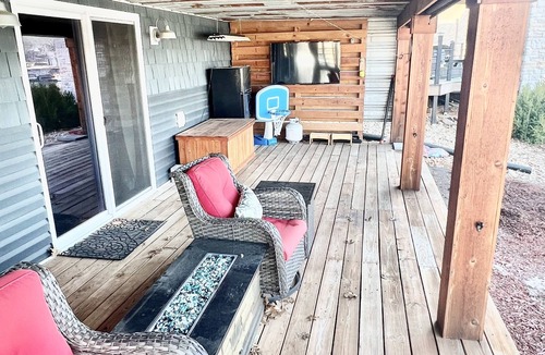 Rocky Mount House | Cozy family home, beautiful views, private dock and open boat slip!
