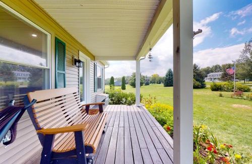 Town of Benton House | Cozy Family Home