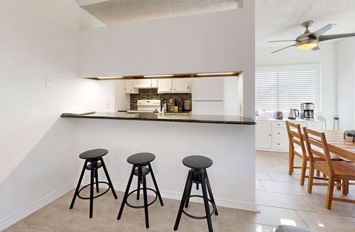 North San Antonio - SAT House | Cozy family home