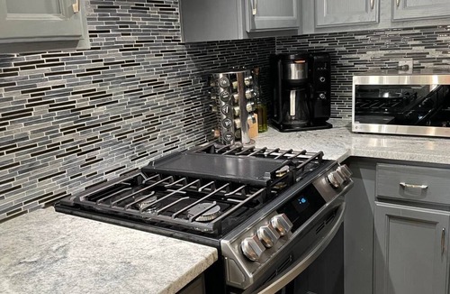 Skies West House | Cozy family home with remolded kitchen