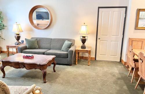 Zermatt Apartment | Cozy Family Zermatt King Villa with Kitchen Near Park City & Deer Valley Ski Resorts - 1085