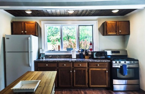 New Kingston Other | Cozy farmhouse getaway with modern amenities