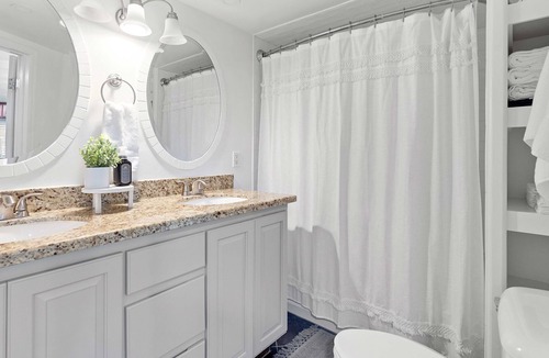 San Tan Valley Other | Cozy Farmhouse