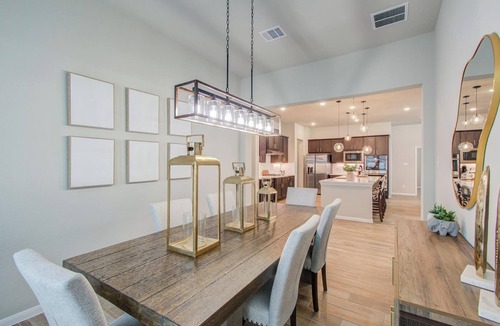 Waller House | Cozy Farmhouse w/Master Suite Near Dewberry Farm!