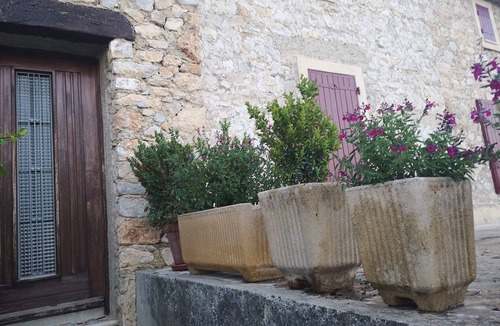 Merindol-les-Oliviers Apartment | Cozy flat in Provence - view to Mont Ventoux