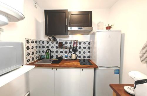 Saint-Ouen Apartment | Cozy flat - Metro 13-14