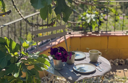 Vallirana Apartment | Cozy Flat surronded by Nature Just Outside Barcelona
