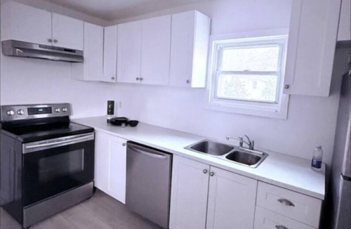 Fort Erie House | Cozy Fort Erie crystal Beach house