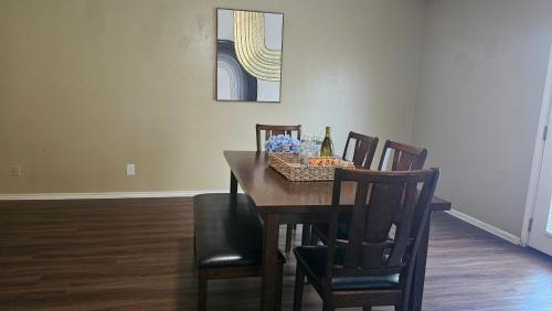 Converse House | Cozy Four Bedroom Residence in Converse