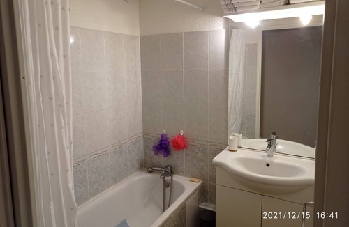 Volonne Apartment | Cozy Appart