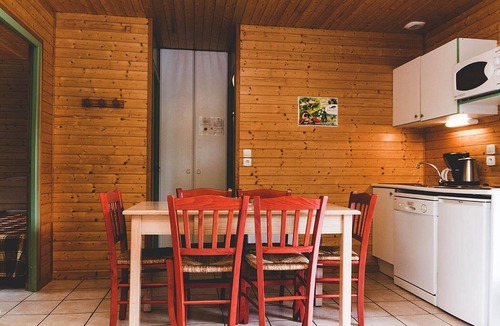 Moutiers-Sous-Chantemerle House | Cozy Cottage Retreat for Two