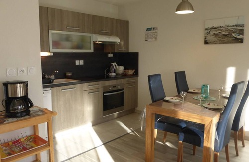 Saint-Gilles-Croix-de-Vie Apartment | Cozy 1BR Apt, Close to Beach, Balcony & Parking - Sleeps 4