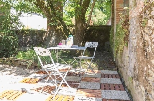 Saint-Sebastien-sur-Loire Cottage | Cozy Urban Studio Near Nantes with Private Garden & Bikes
