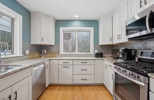 Freeport House | Cozy Freeport Bungalow