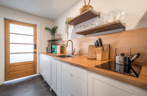 Bedford Apartment | Cozy Fully-Equipped 2 Bedroom Suite