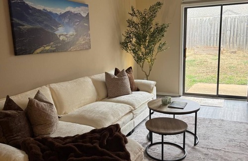 Fayetteville House | Cozy fully furnished modern duplex for rent