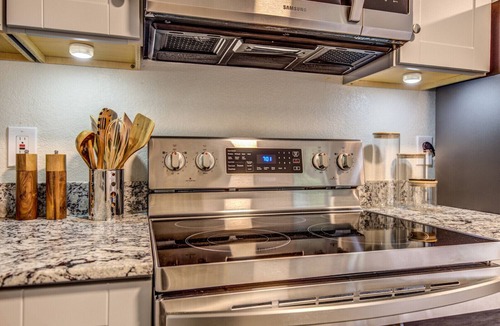 Casper Cottage | Cozy Fully Furnished 3bed blocks from Hospital
