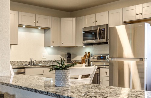 Casper Cottage | Cozy Fully Furnished 3bed blocks from Hospital