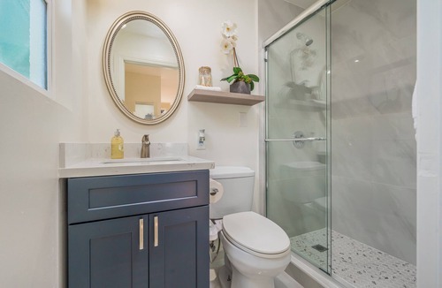 Covina House | Cozy fully upgraded ADU with AC in Covina