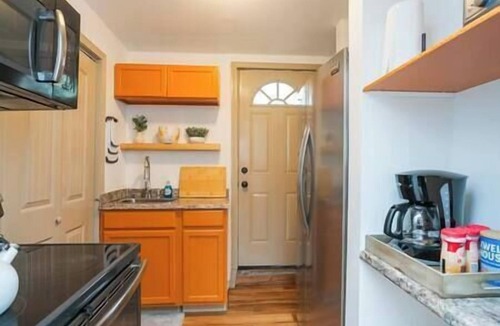 Woodbine House | Cozy & fun house in Nashville