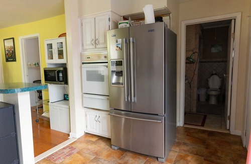 Fair Lawn House | Cozy Furnished Ranch! Pet friendly!